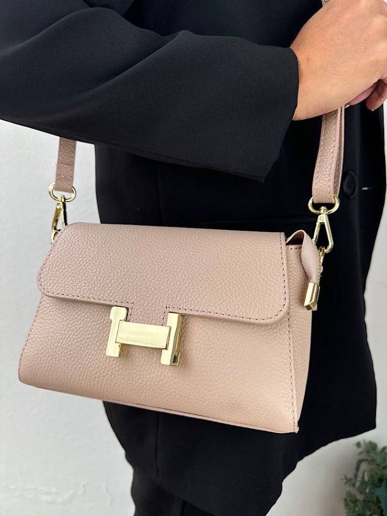Pochette in pelle cipria