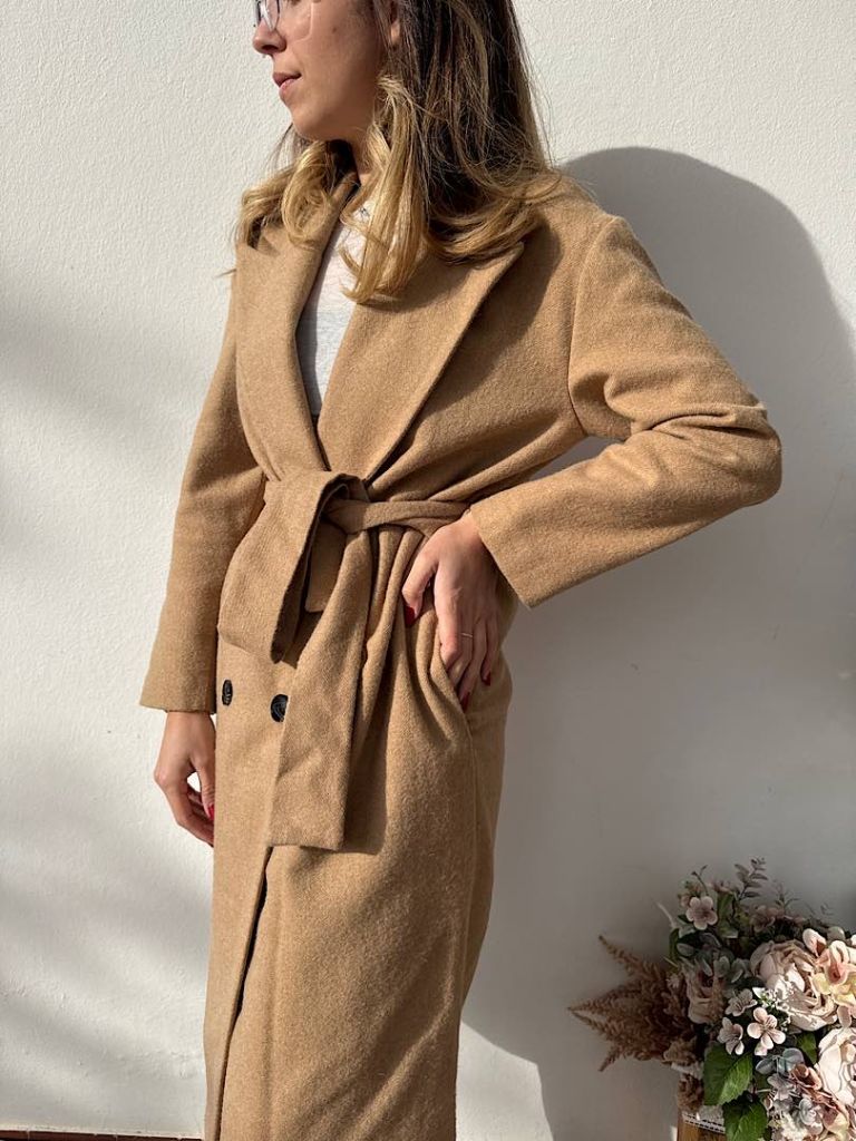 Cappotto doppiopetto cammello