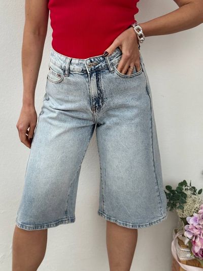 Bermuda jeans