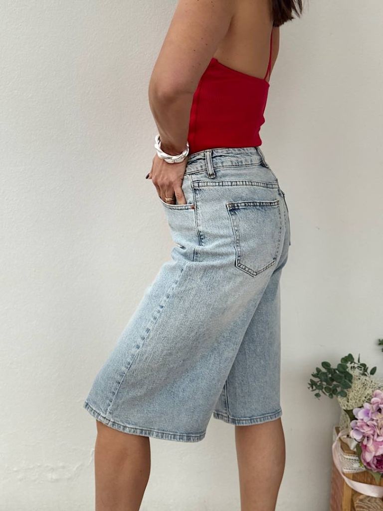 Bermuda jeans