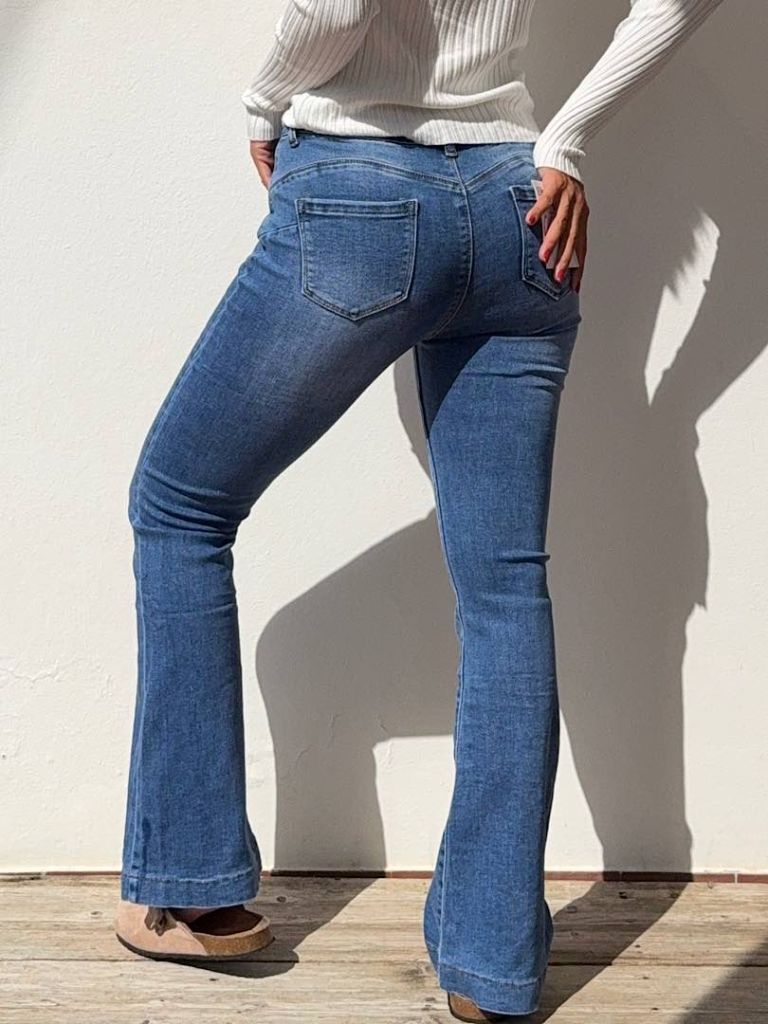 Jeans a zampa