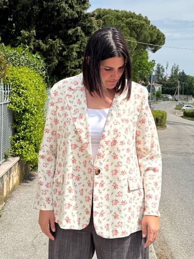 blazer oversize donna fiori look casual primavera