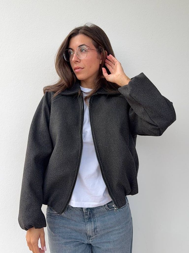 Bomber Mia
